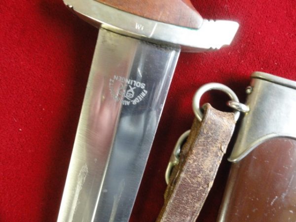 Uncleaned Early SA Dagger wHanger (#28823)